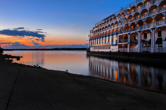 American Queen 14